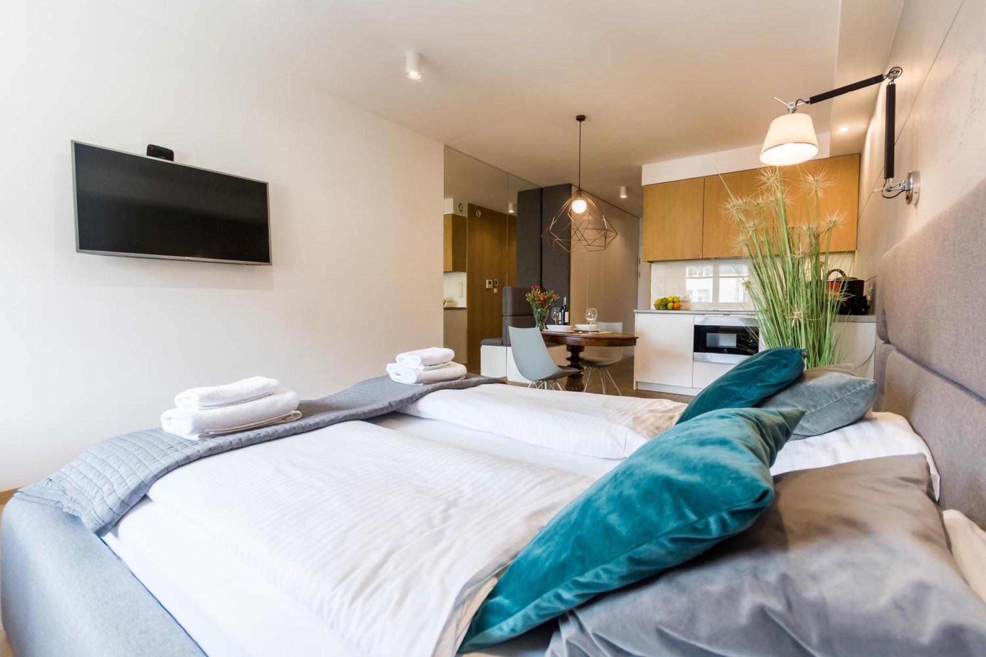 Old Town Premium Queen'S Apartments كراكوفيا المظهر الخارجي الصورة