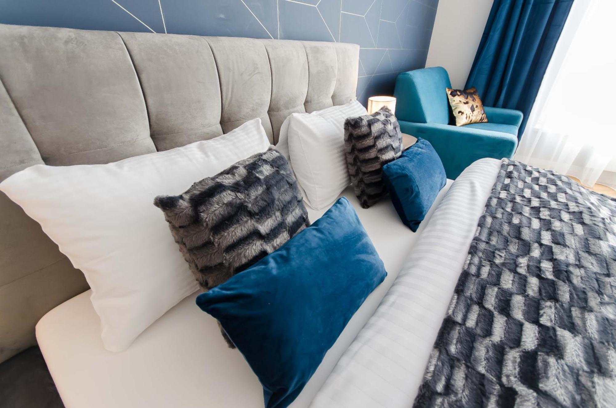 Old Town Premium Queen'S Apartments كراكوفيا المظهر الخارجي الصورة