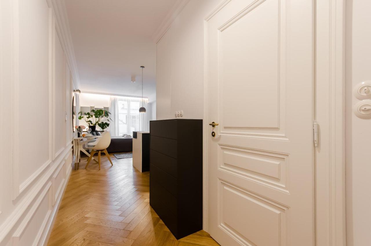 Old Town Premium Queen'S Apartments كراكوفيا المظهر الخارجي الصورة