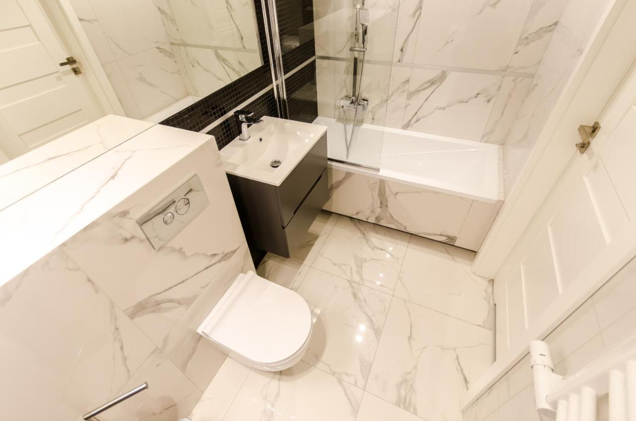 Old Town Premium Queen'S Apartments كراكوفيا المظهر الخارجي الصورة